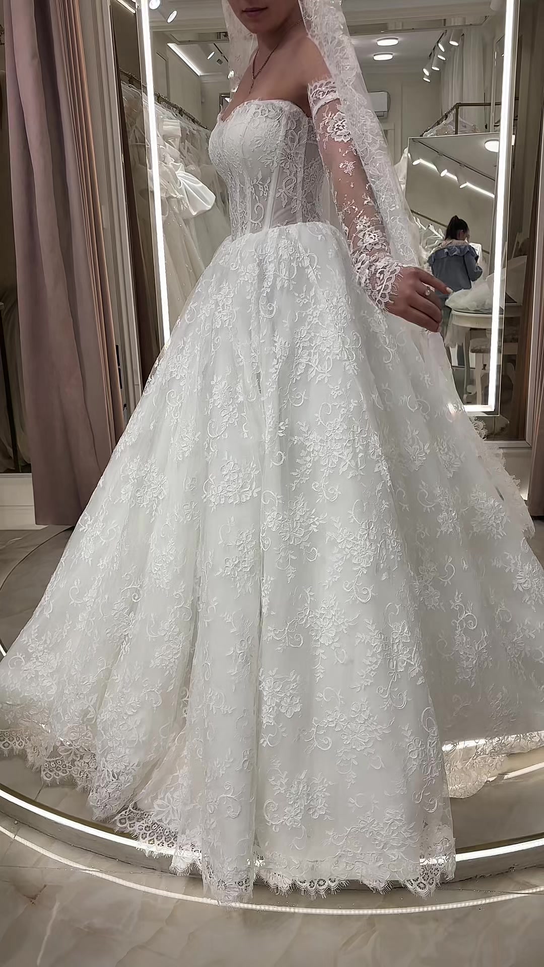 @vio.wedding.dresses