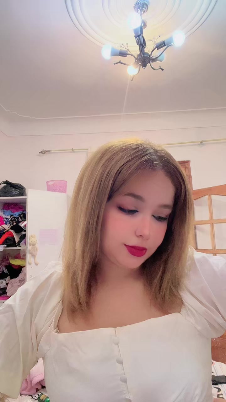 @ella_eluch