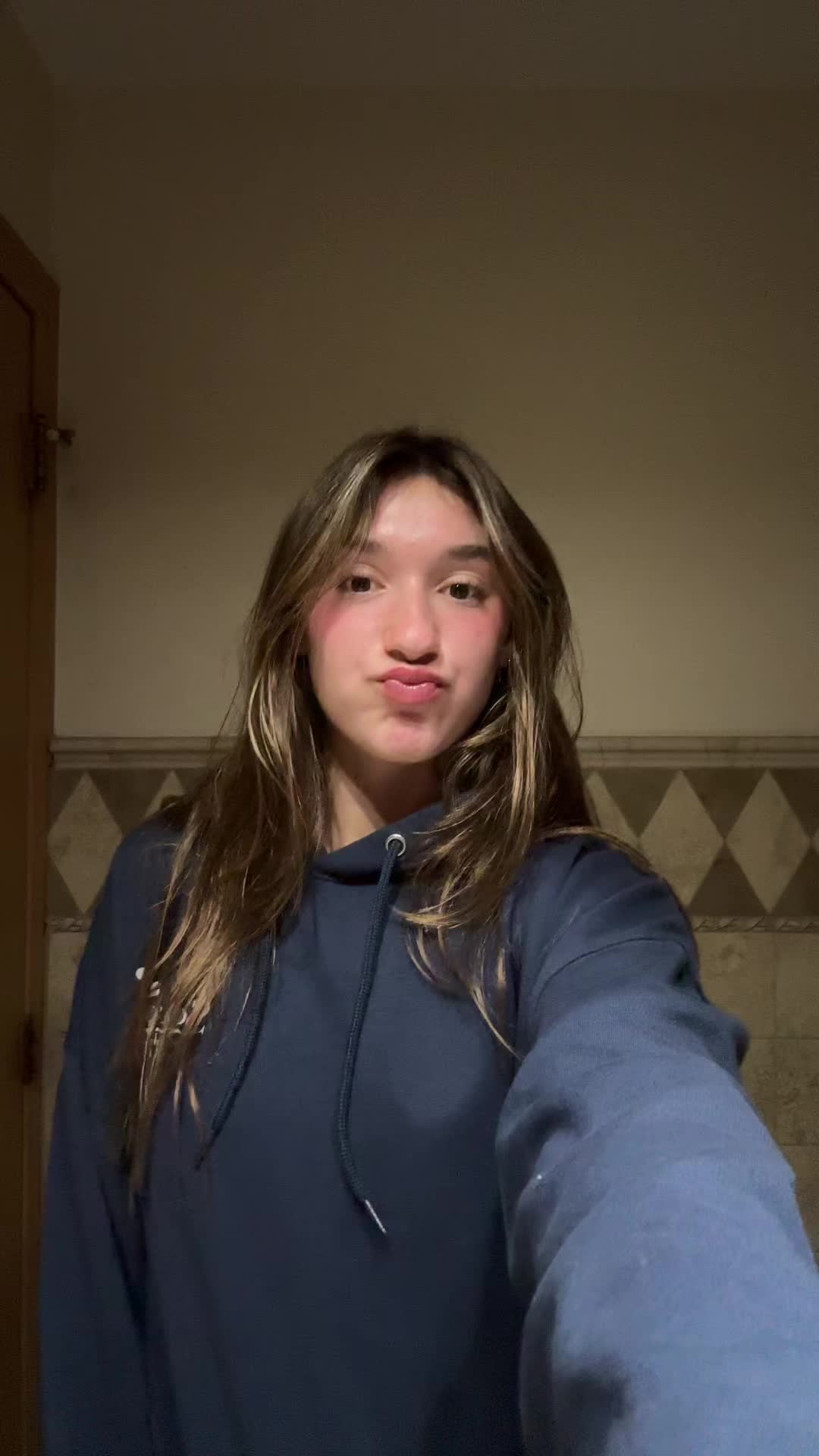 @NIKKKKKKKKKKIII🤫