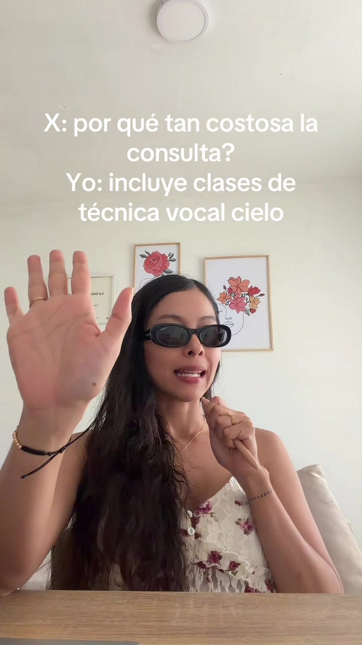 @Claudia Villegas | Psicóloga