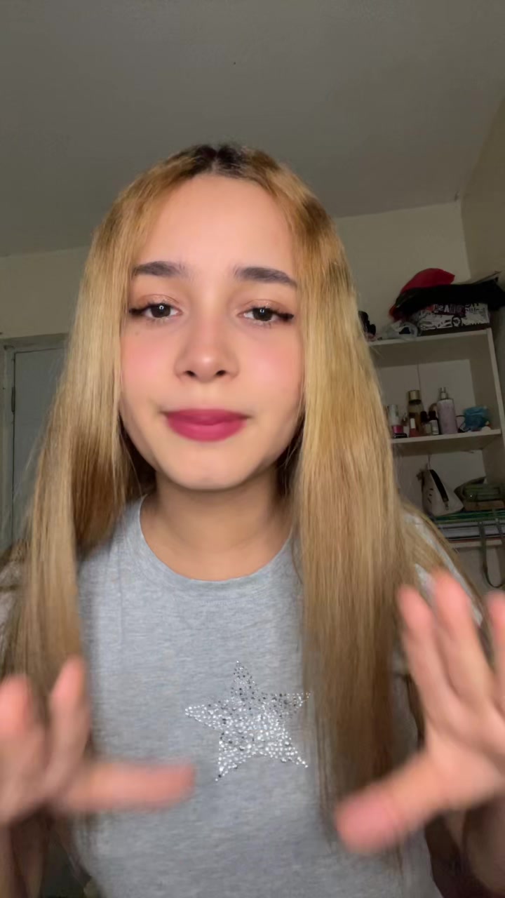 @angela_nin
