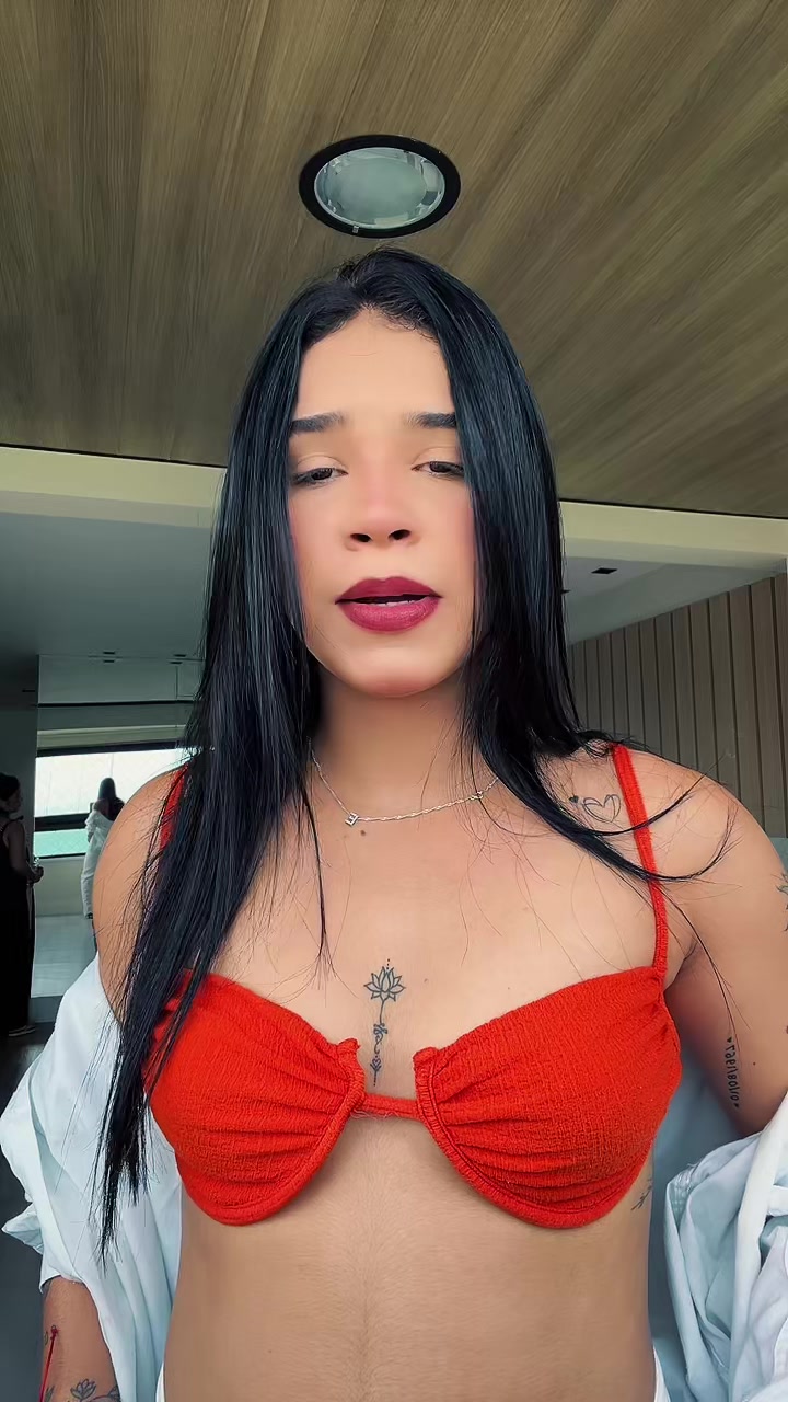 @Emilly Santana