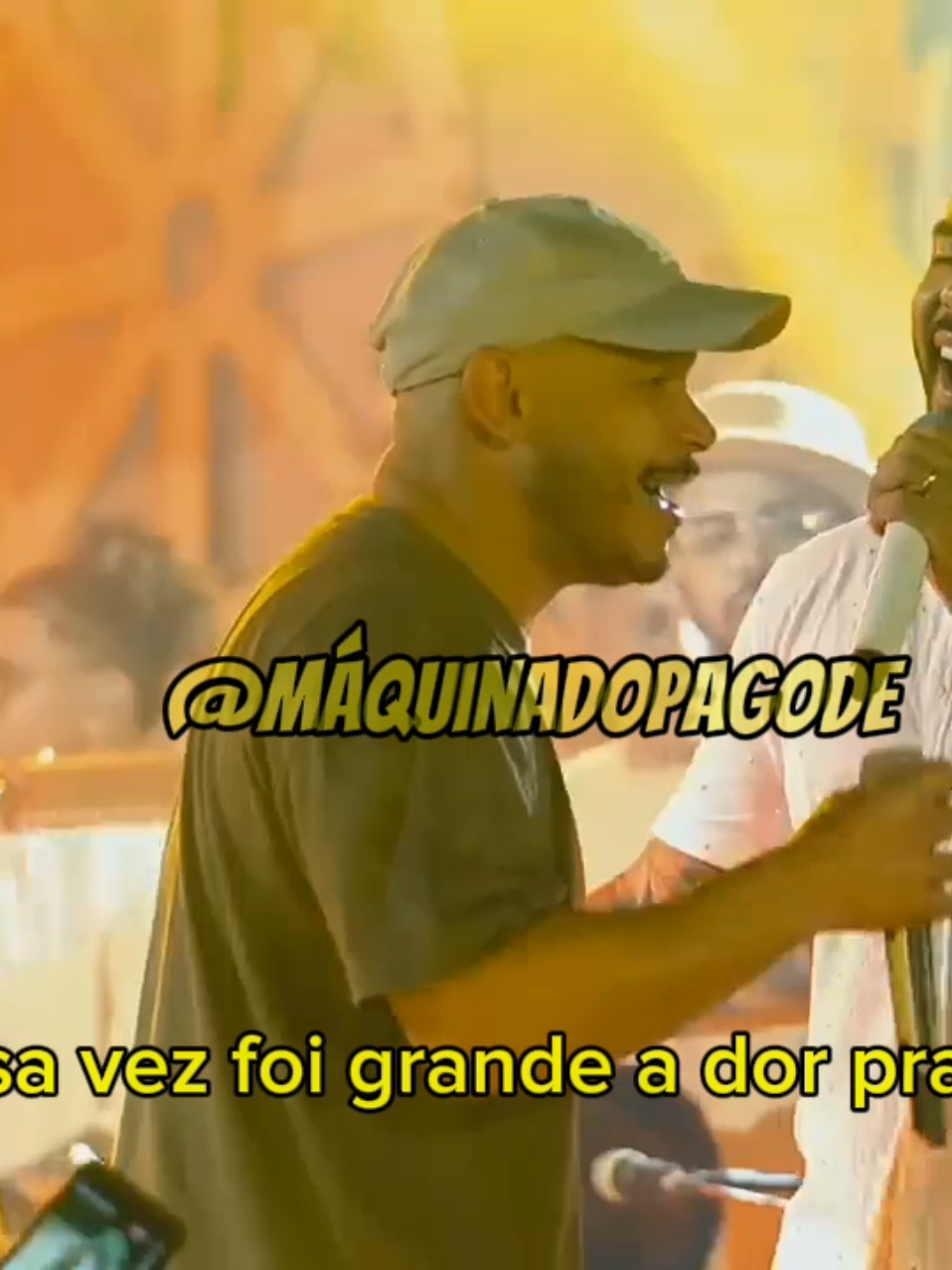 @Máquina do pagode