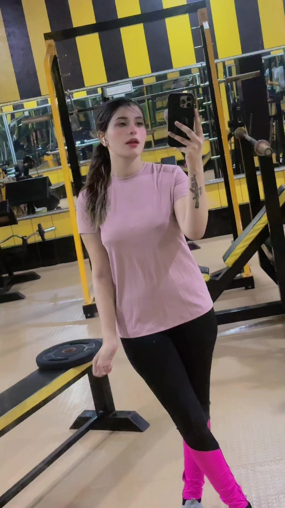 @Hayat Queen official 👑