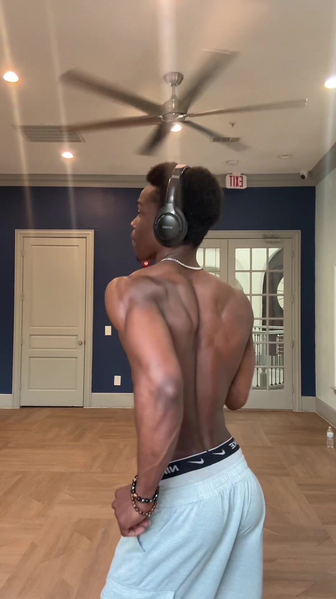 @Dibango_Dibanga