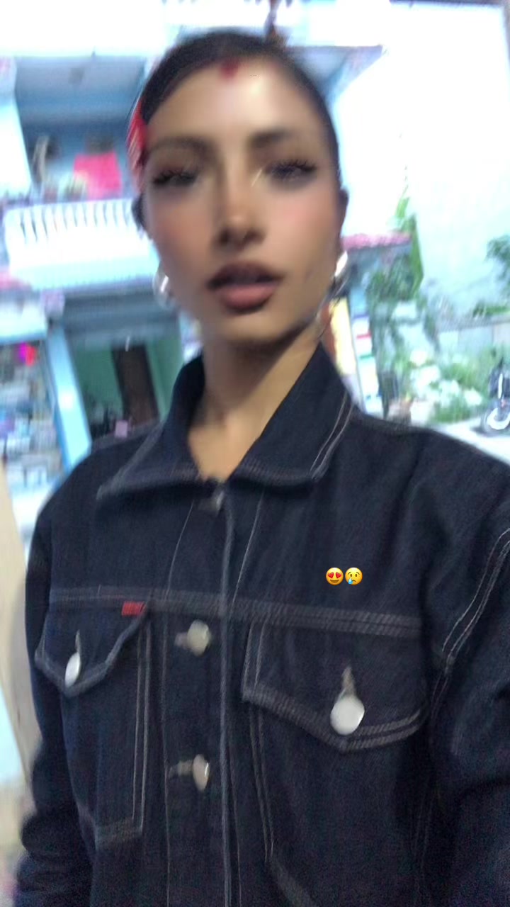 @Shristi🤍