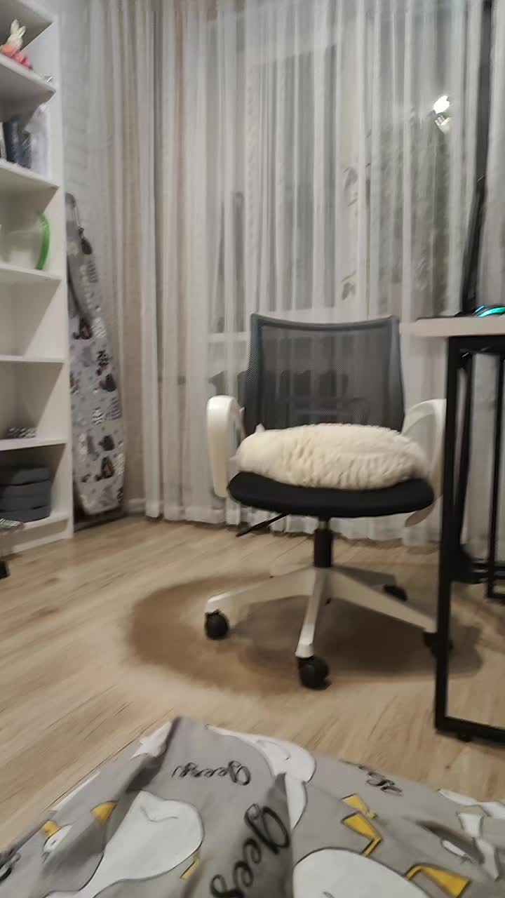 @advertb7