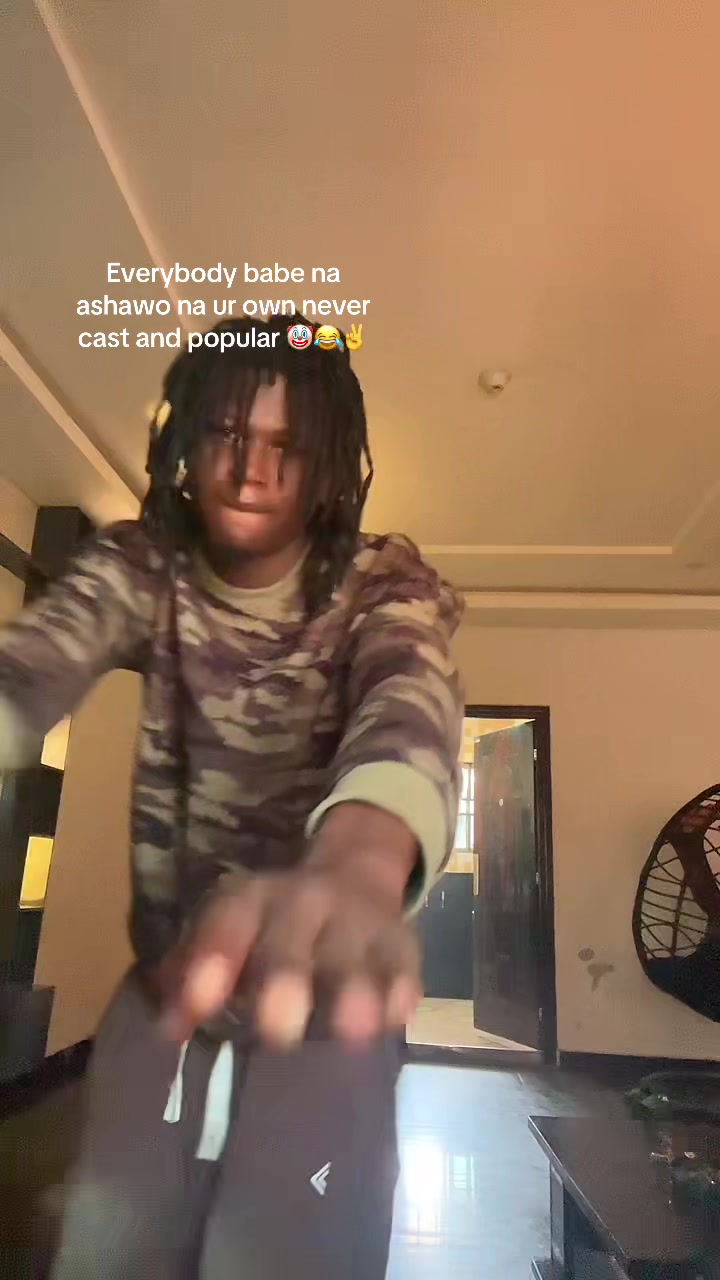 @THE MIDDLE CHILD ✌️🙇🏾♂️🕷️