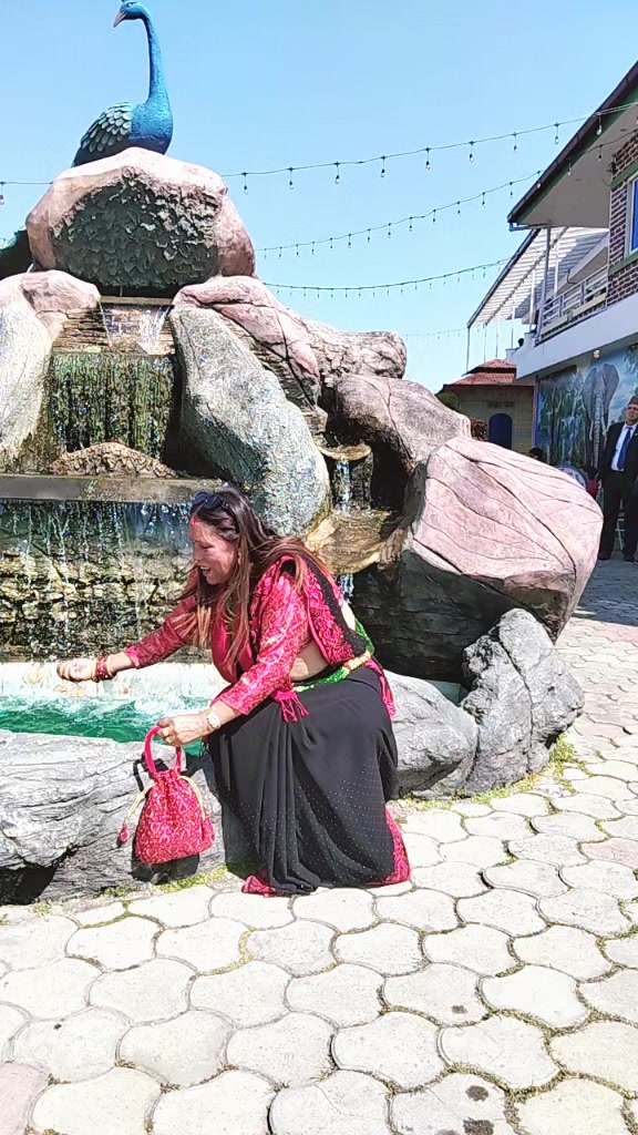@पारु खड्का🇳🇵🇳🇵