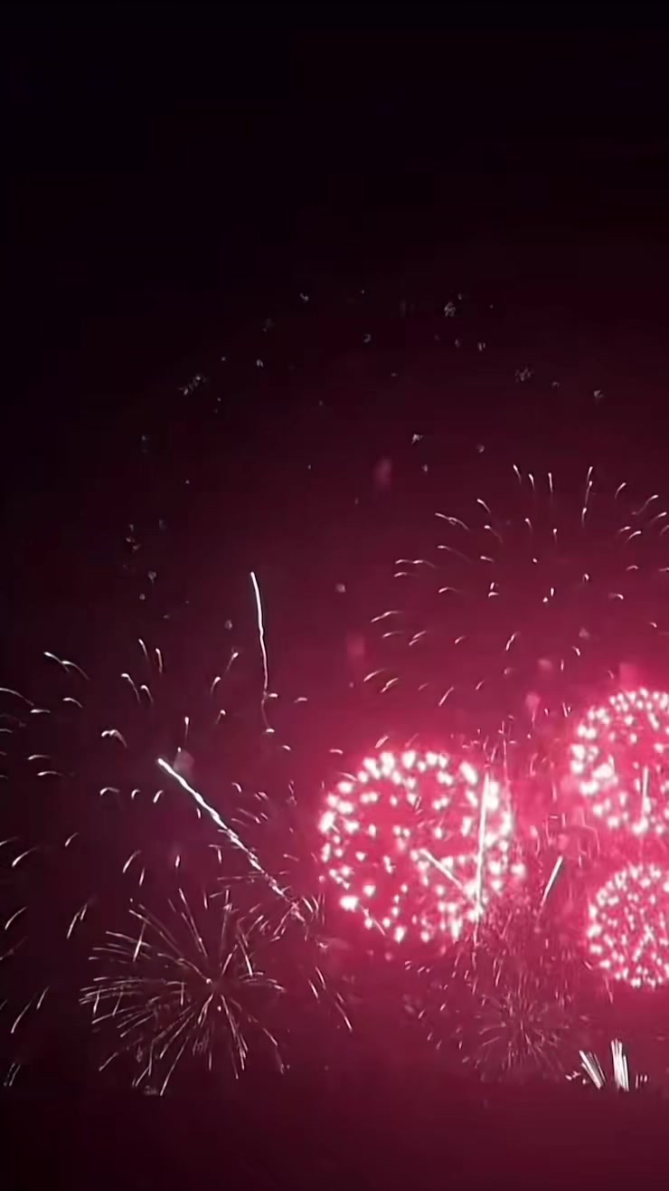 @❤︎