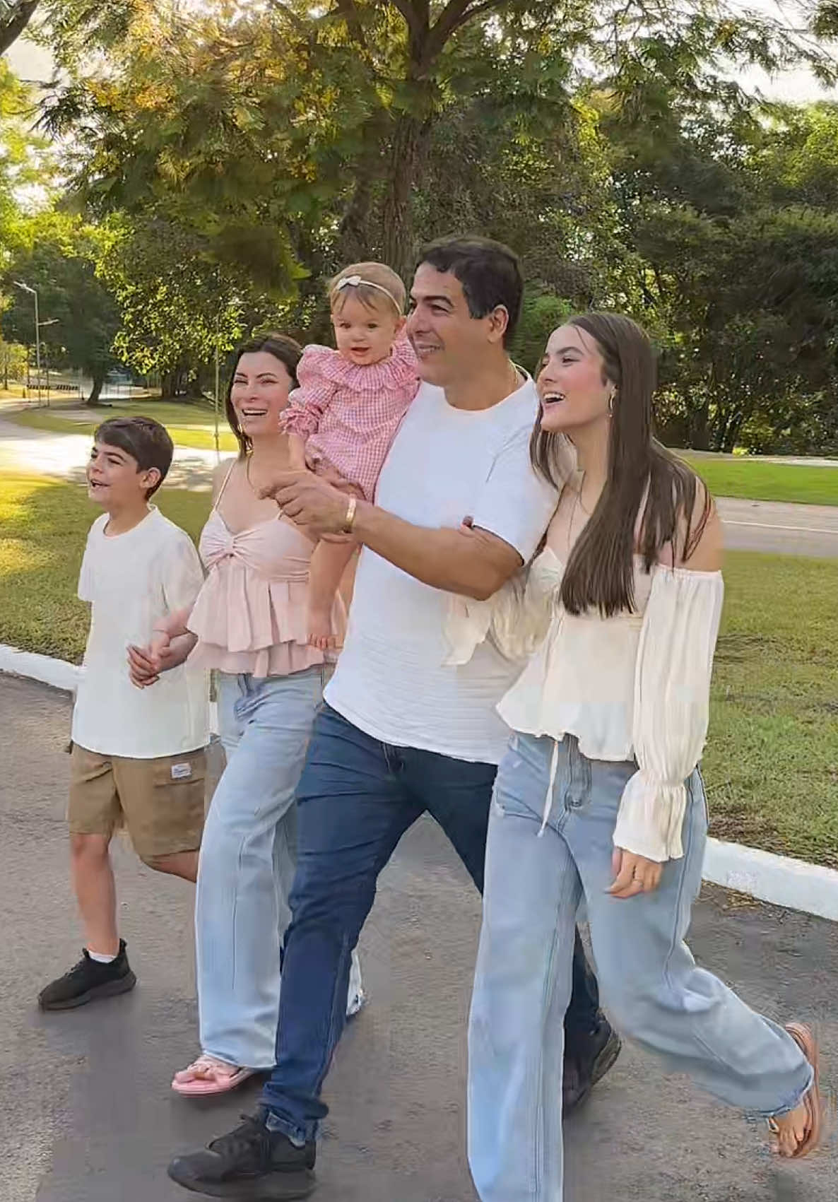 @Familiadantt