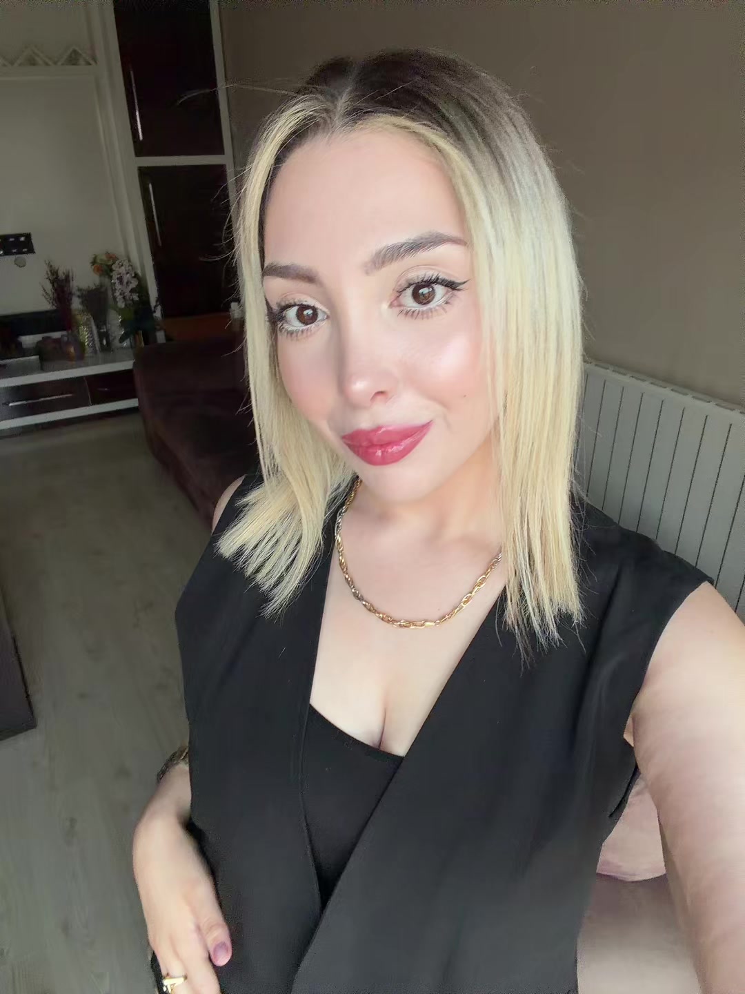 @Lina