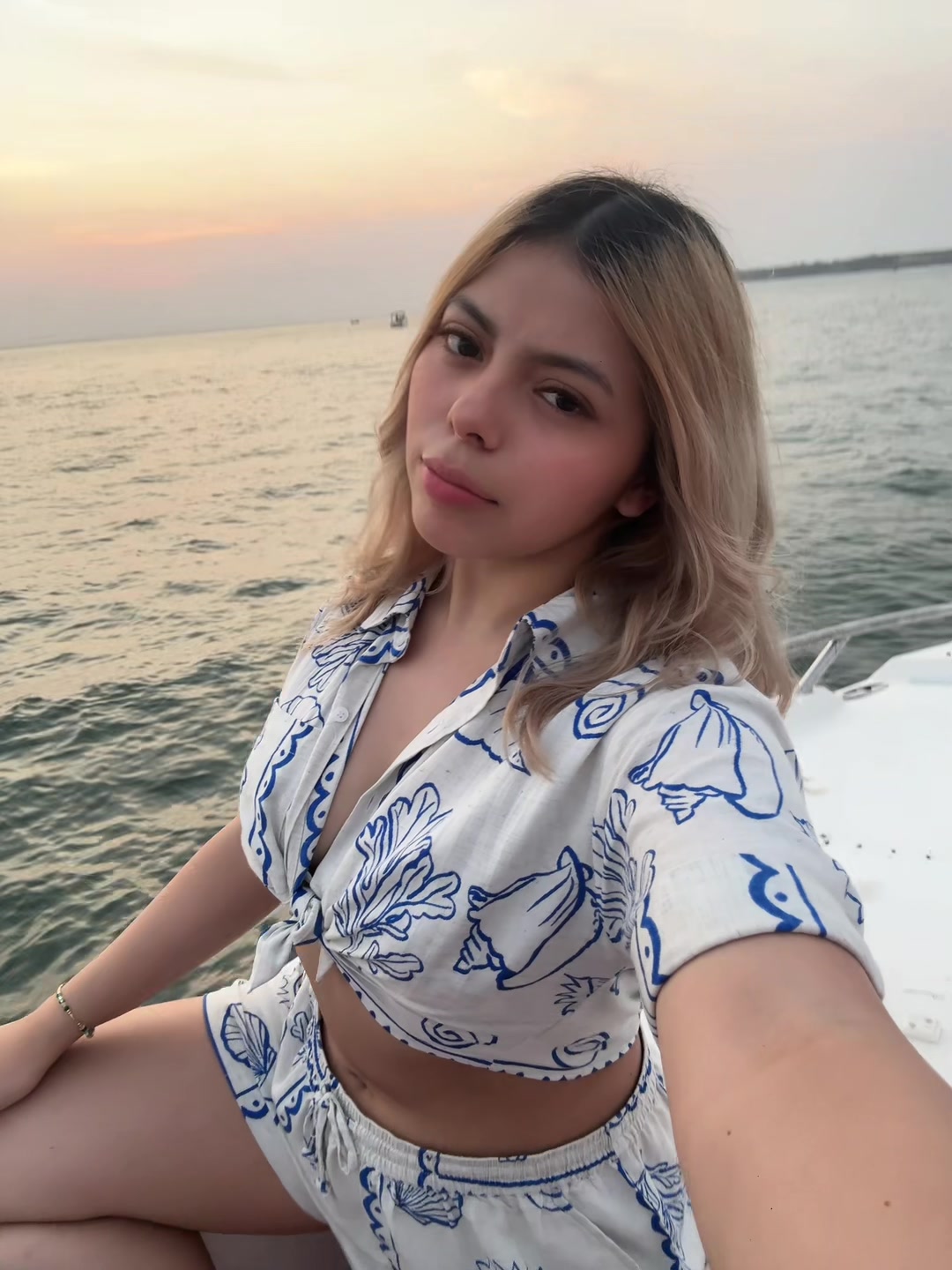 @𝑴 𝑪