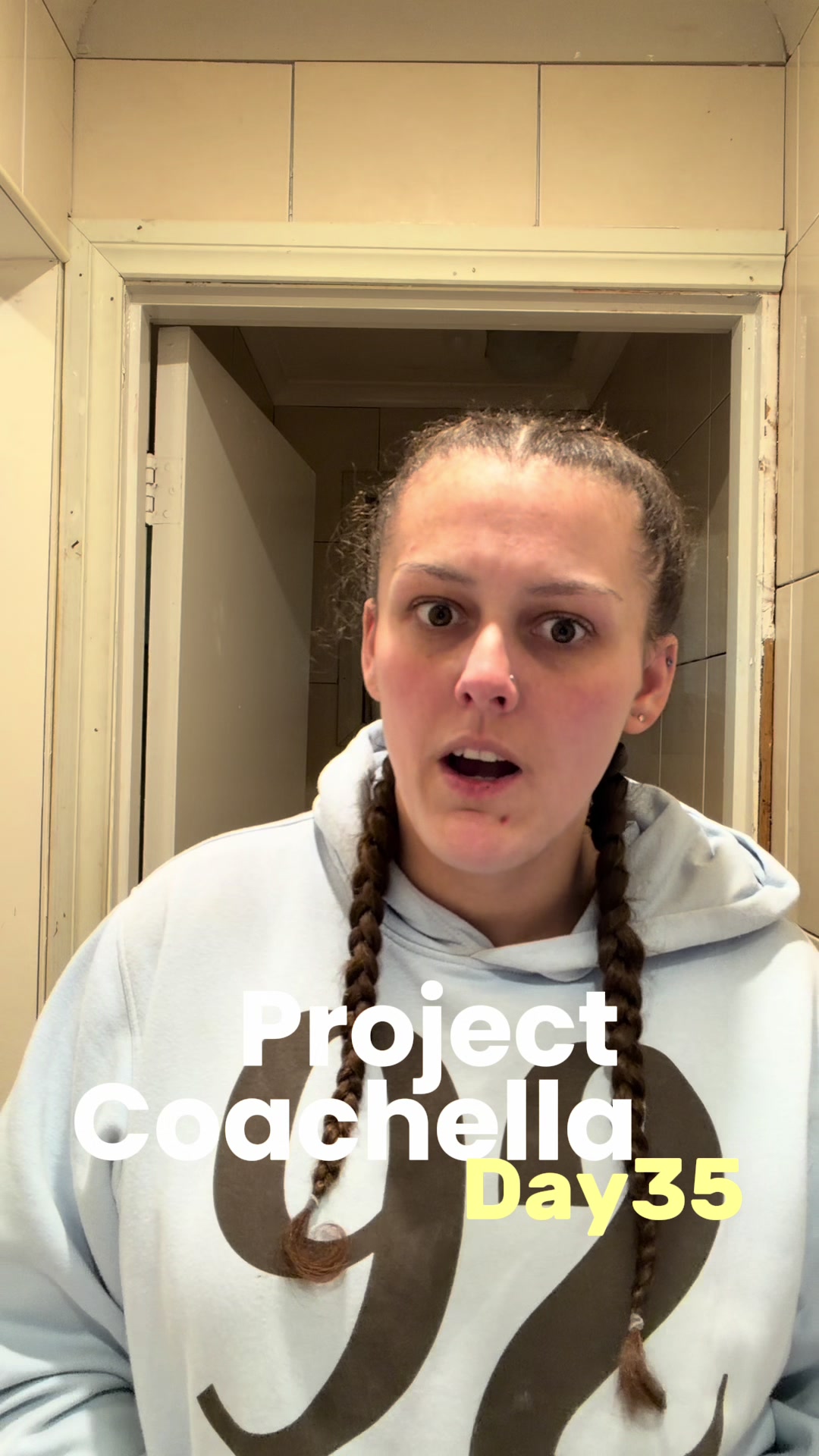 @maddyycox