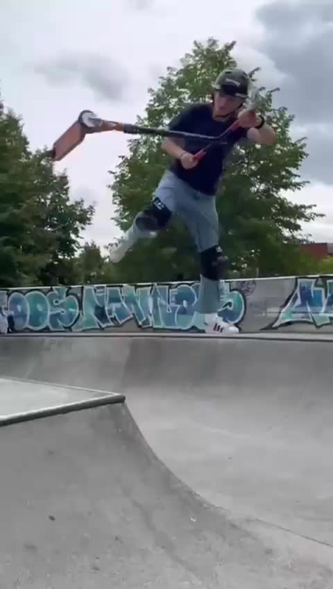 @tom_grs08