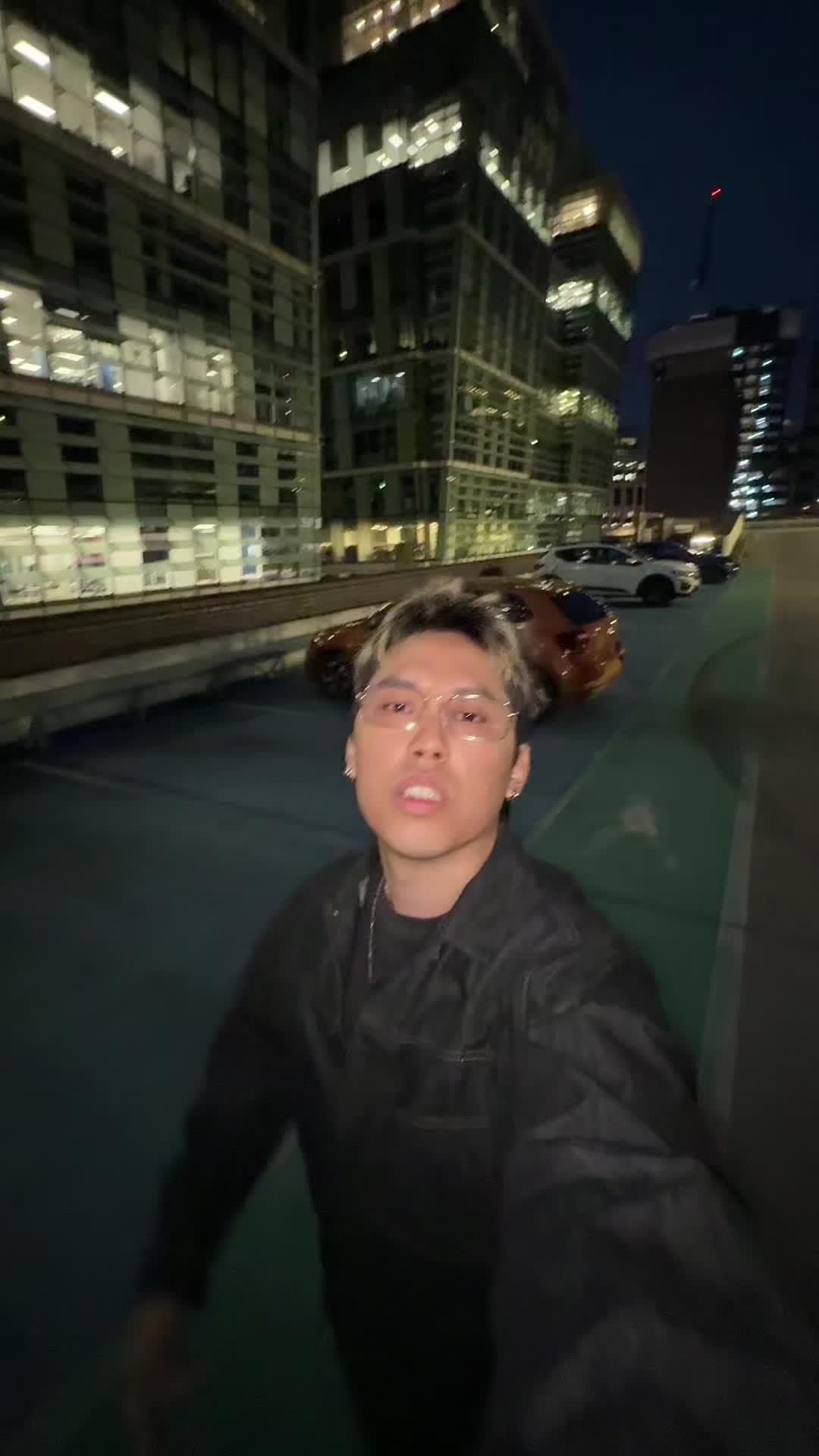 @Ayo