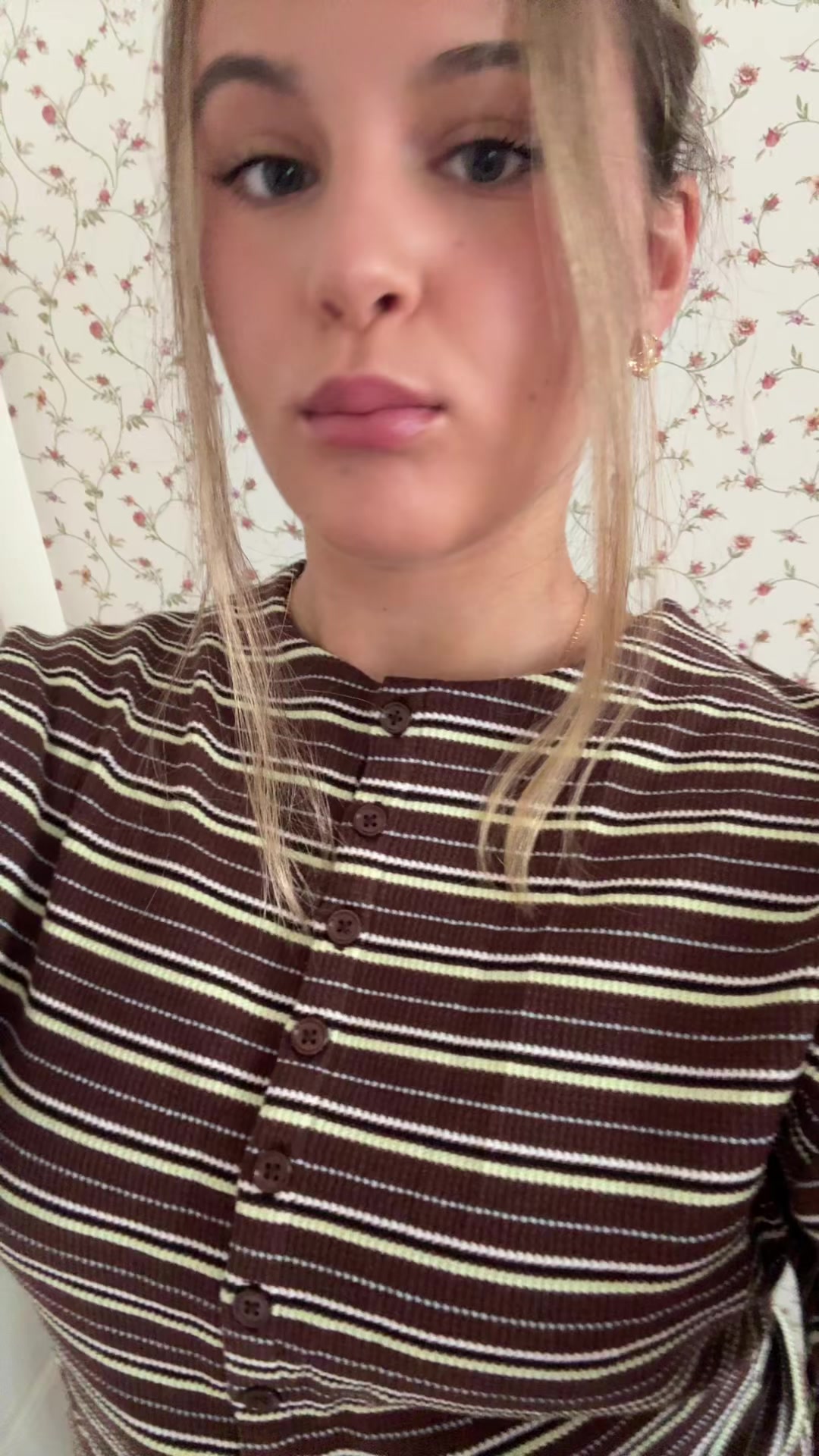 @sadneyya