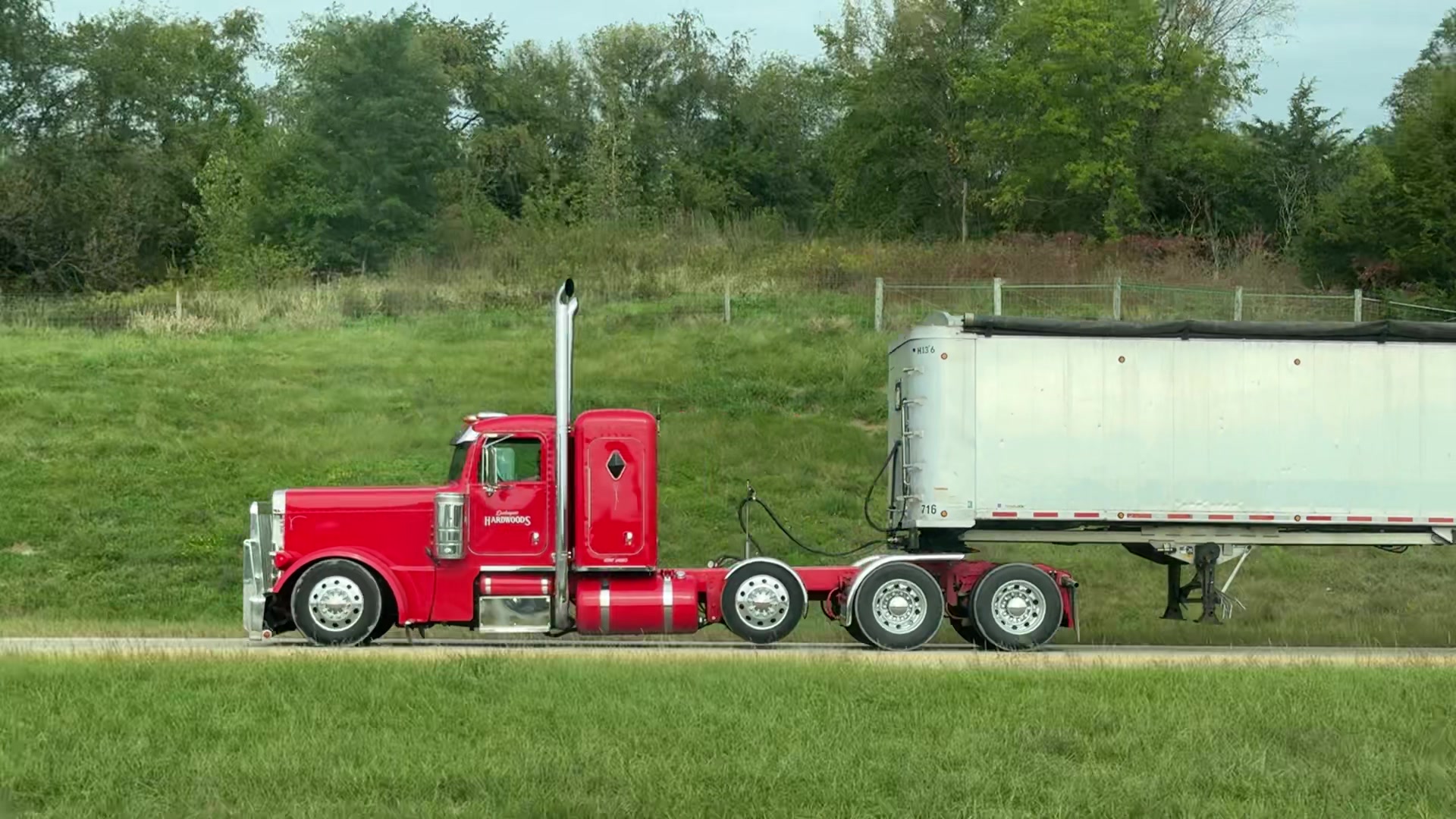 @WiscoBigRigs