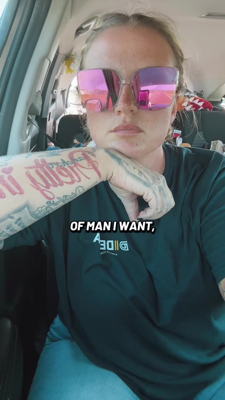 @BlueCollarBaddie 🤟🏼🫶🏼
