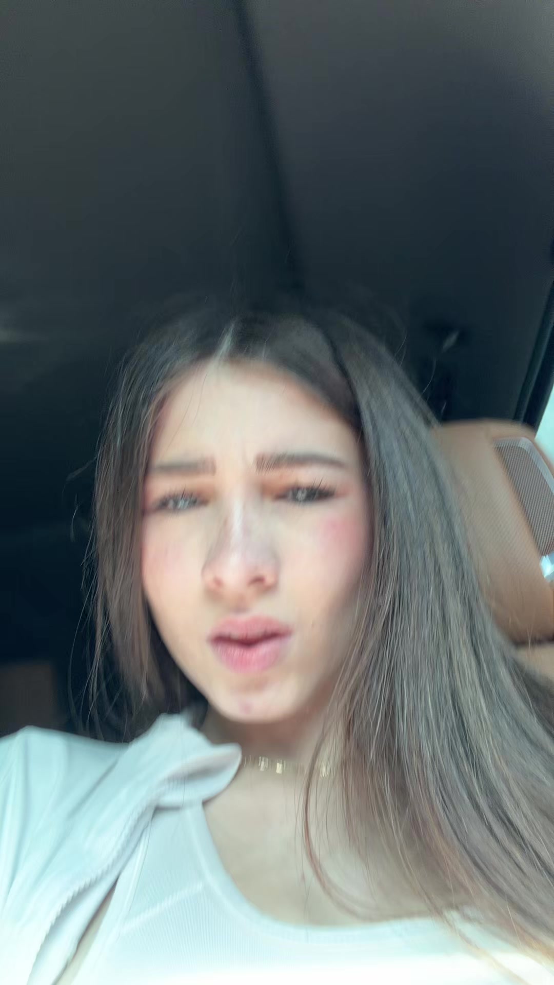 @Moni