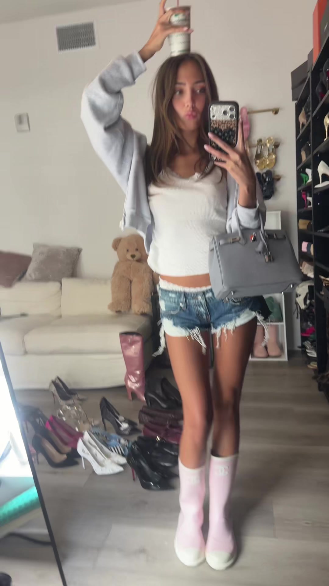 @Leila Bauer