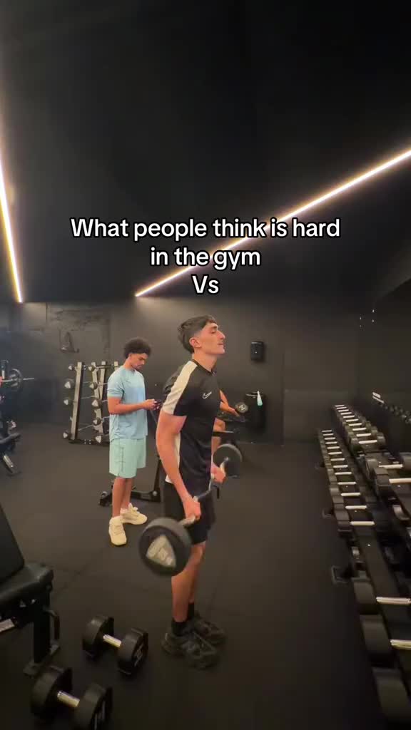 @𝓤𝔃𝔃𝓲シ