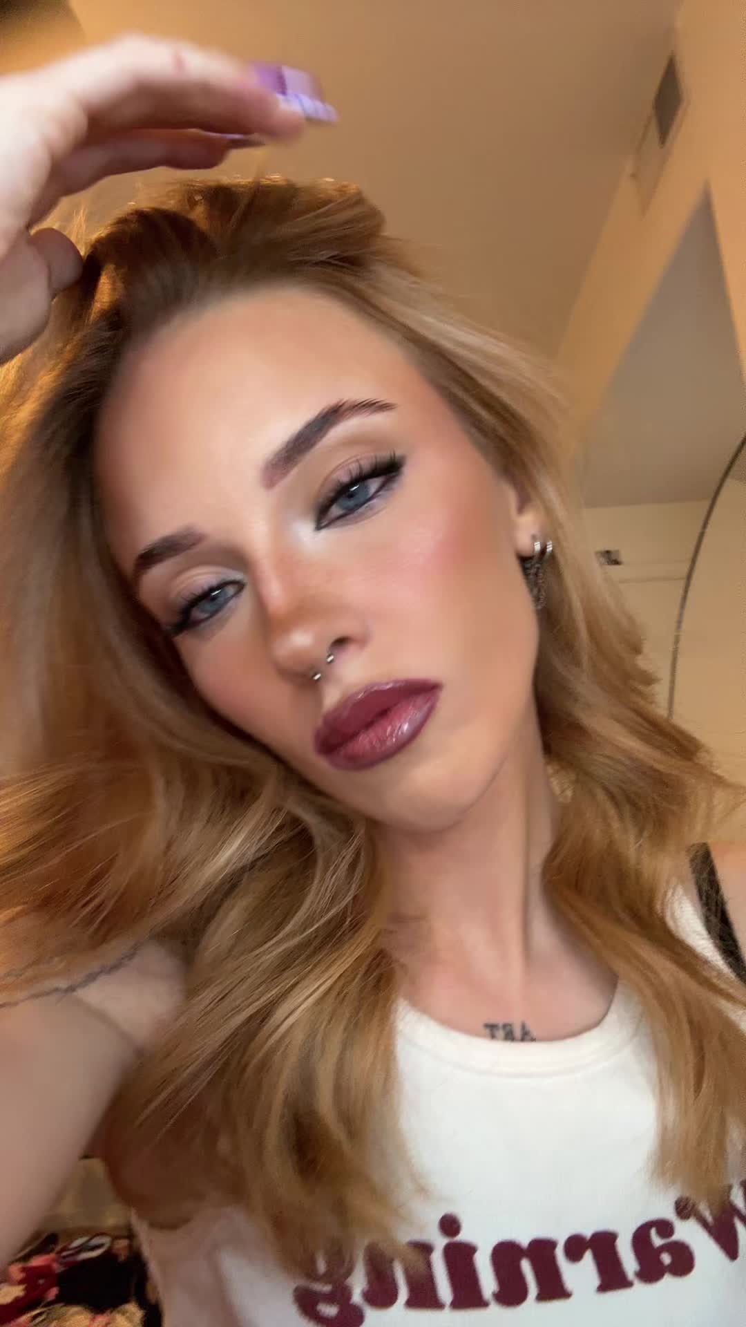 @Katherine 🍒🪩🖤