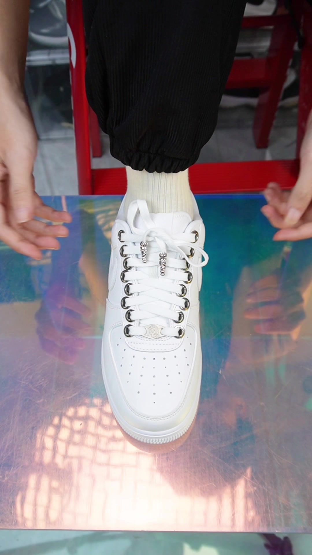 @Lacedsneaker