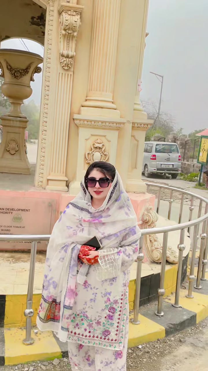 @sania khan