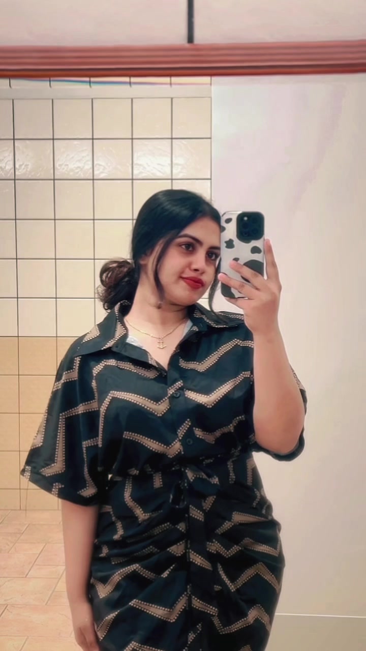@Divya ᥫ᭡✨