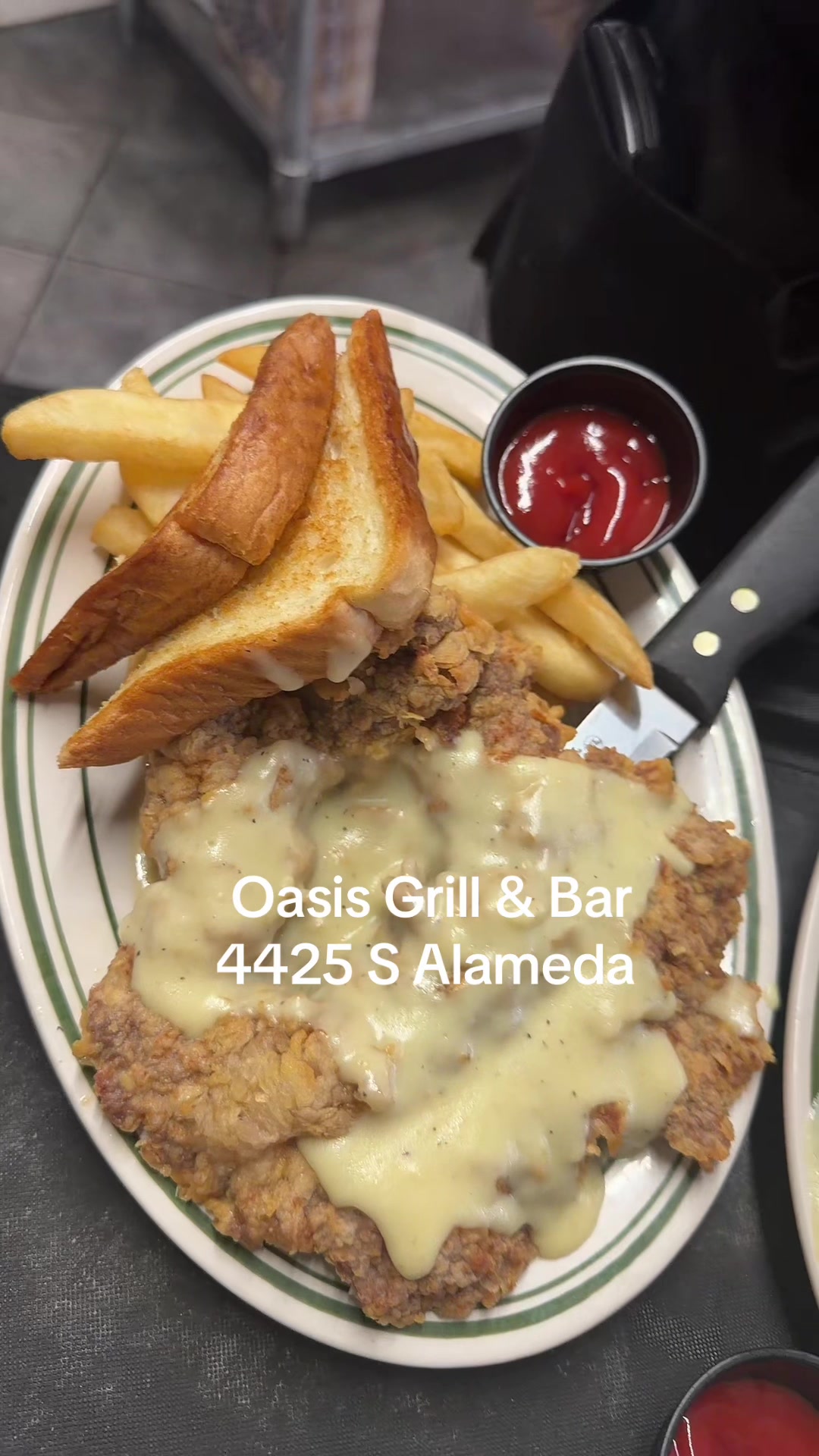 @Oasis Grill & Bar