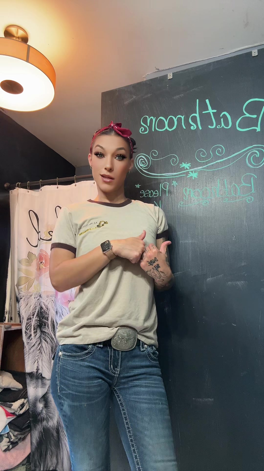 @The-Queen-of-Misfits