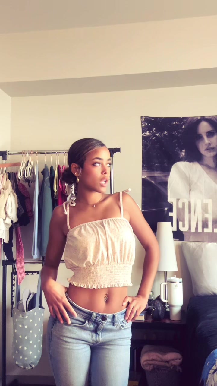 @callmeavagrace