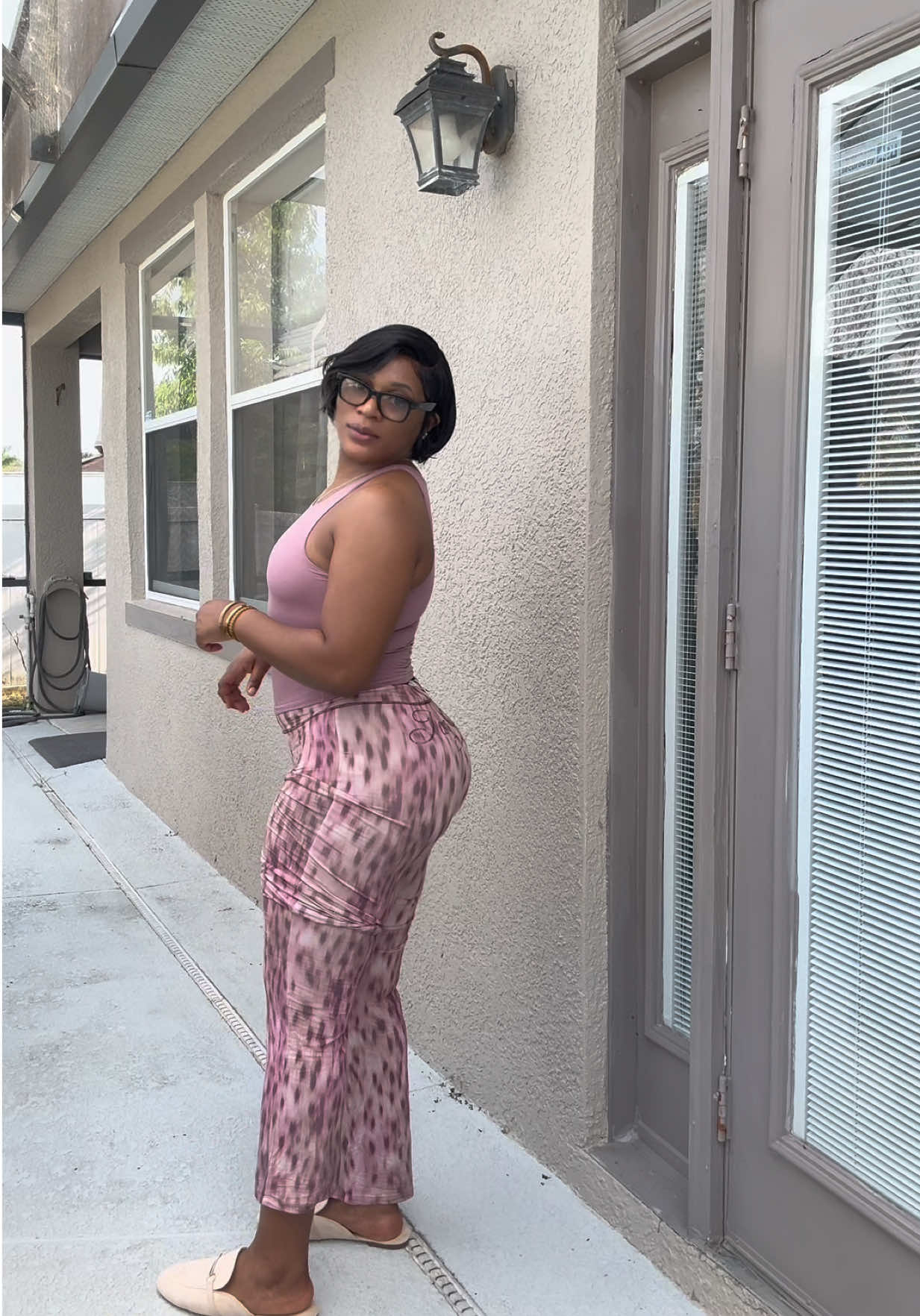 @Olivia Tati