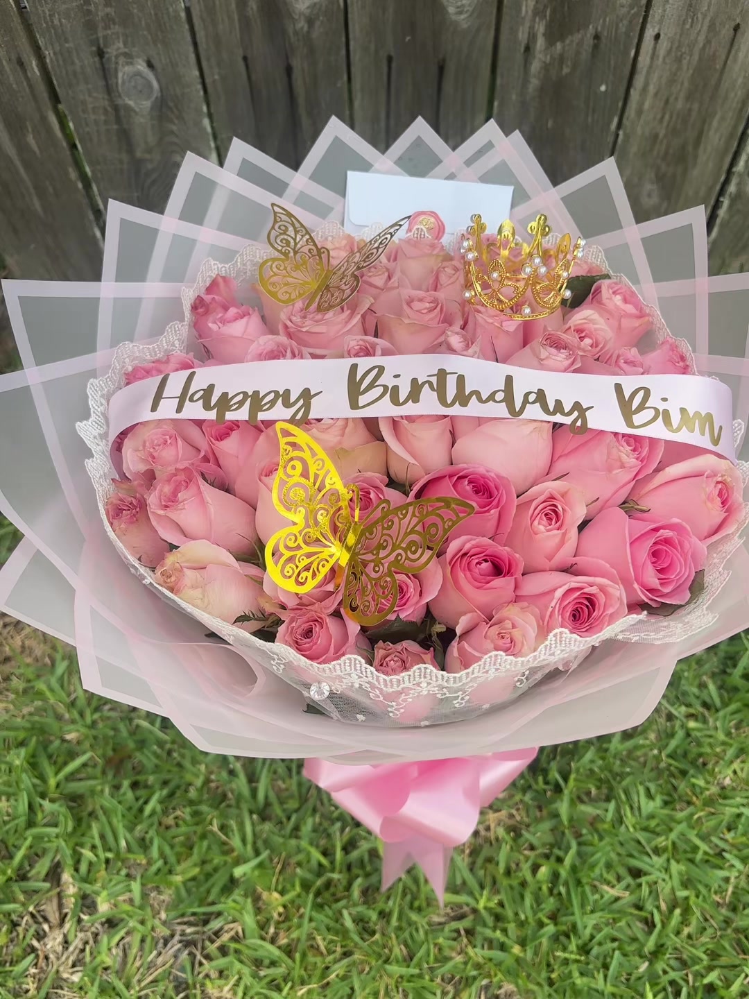 @floriebouquets