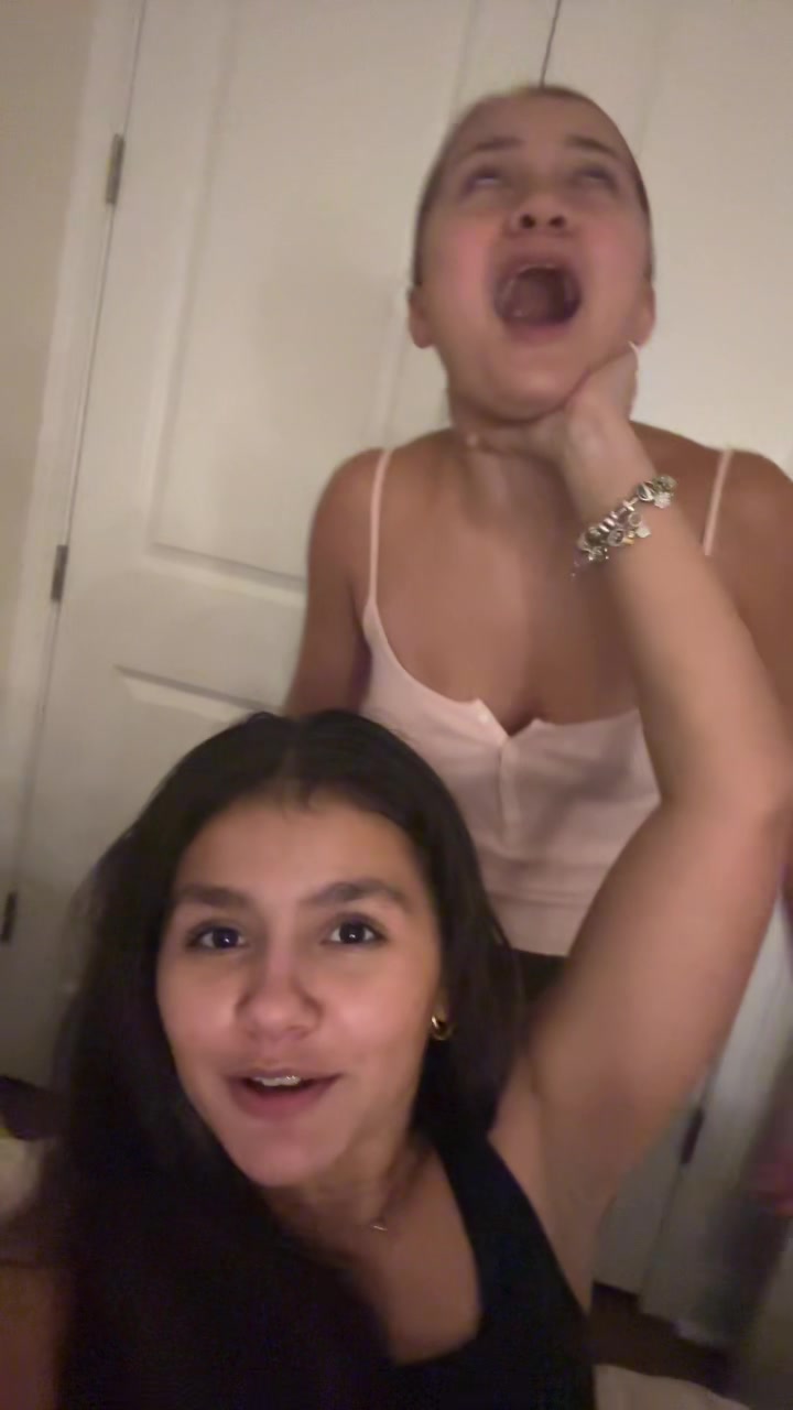 @😈