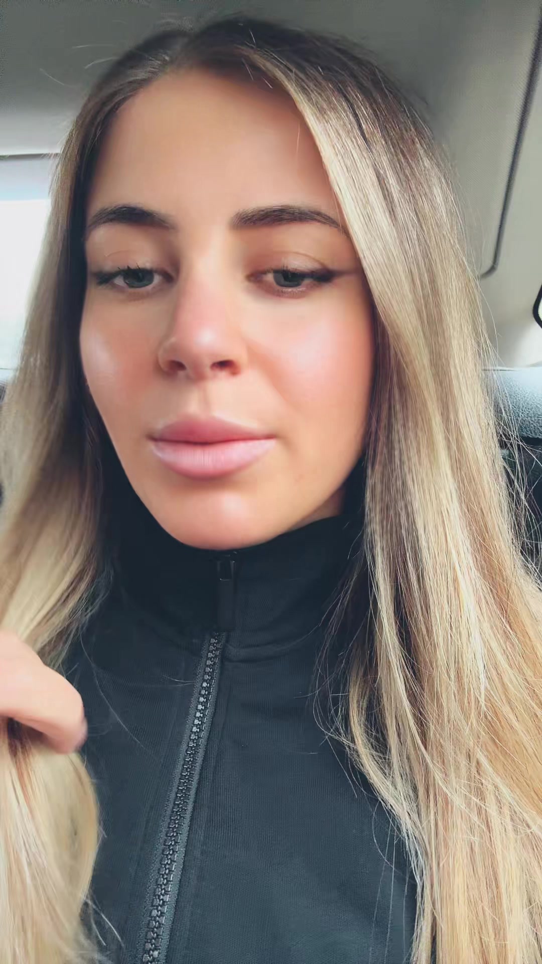 @Simona ✨