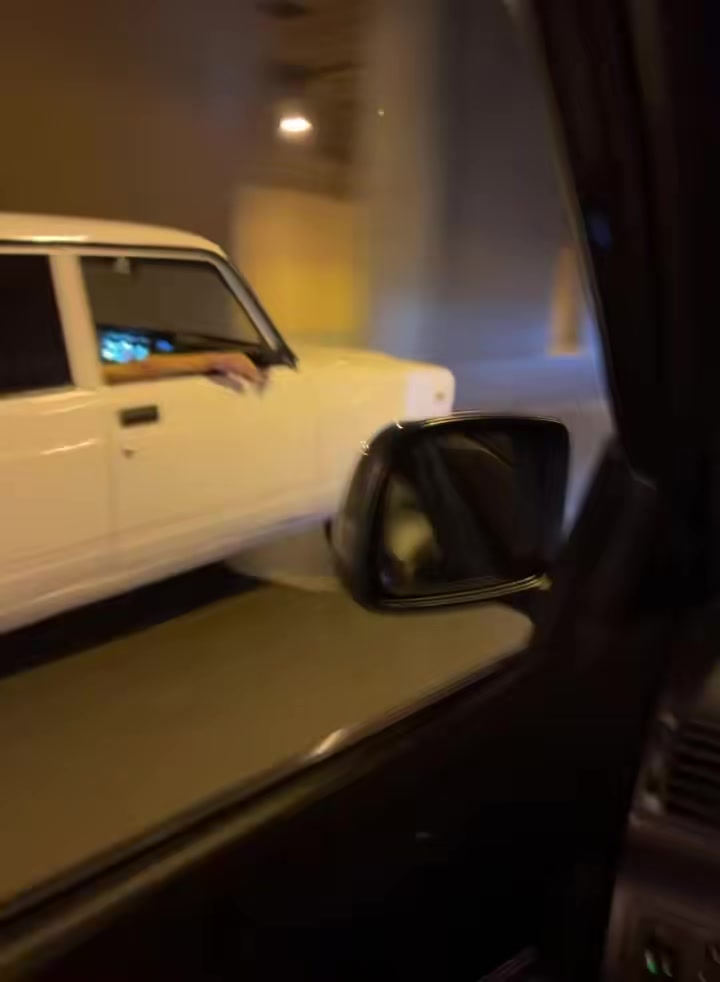 @07🫷🏻