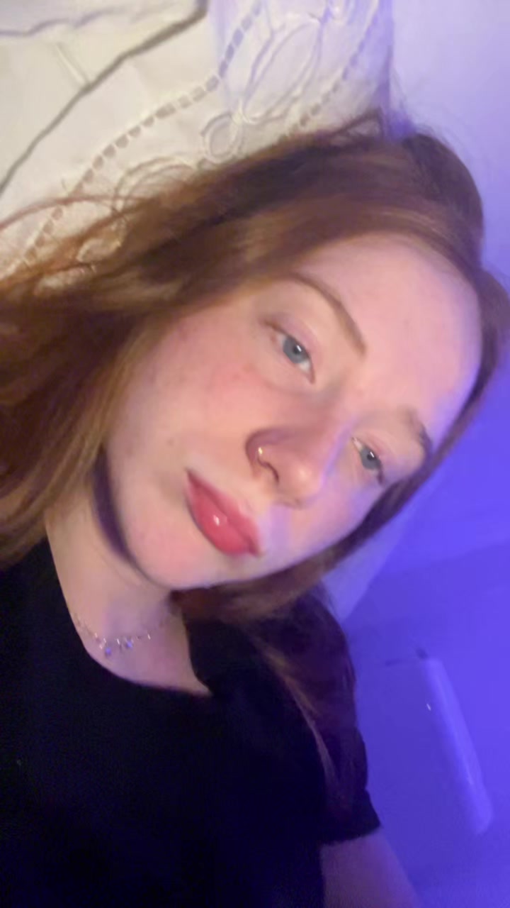 @Tayná