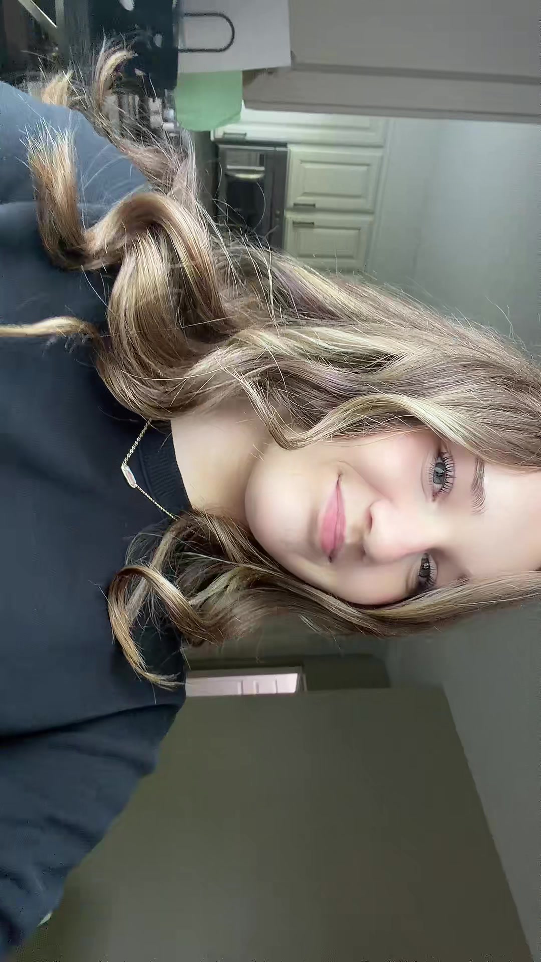 @Ella