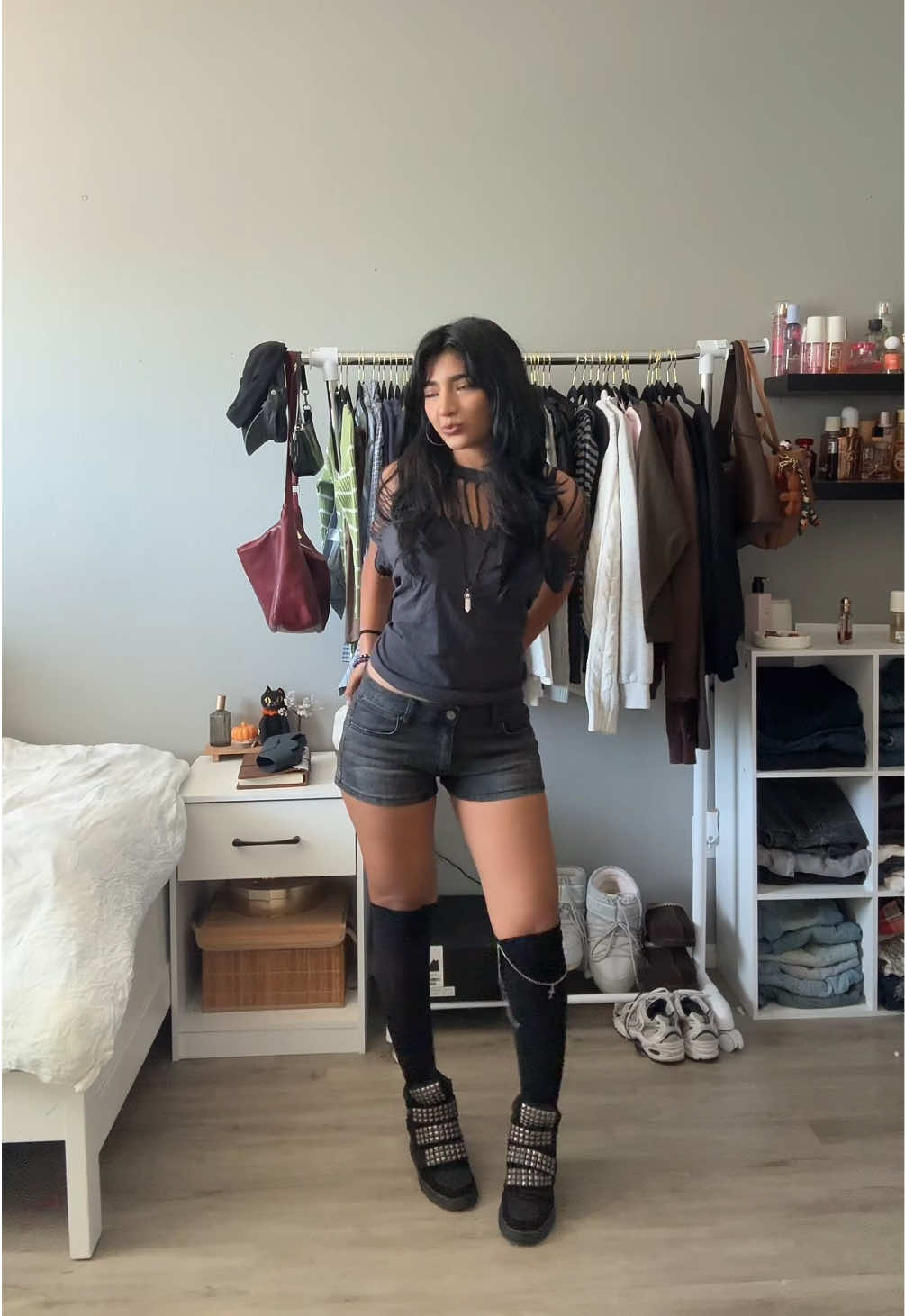@Ka1iyani