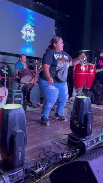 @Chicas Rolands Oficial
