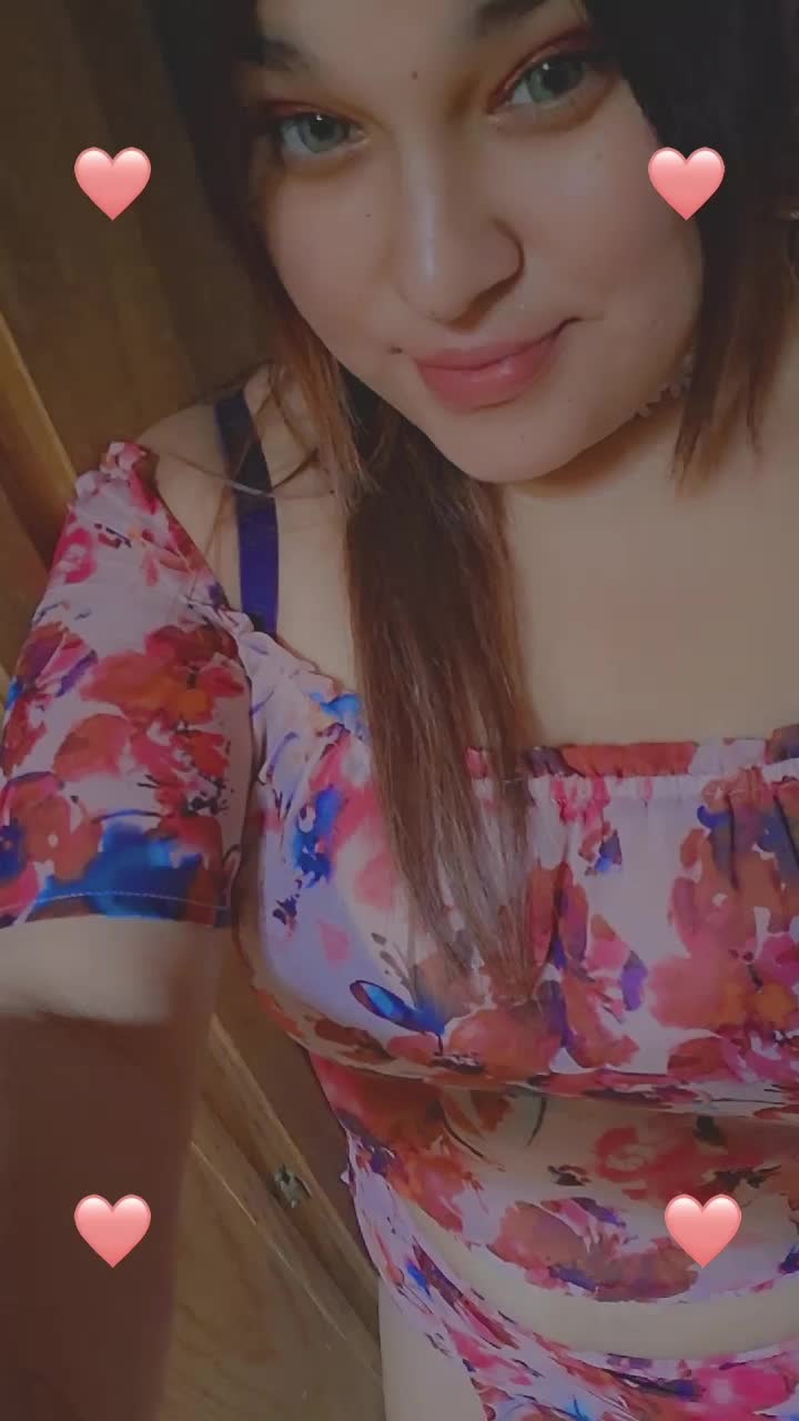@Bella queen 1990 Queen