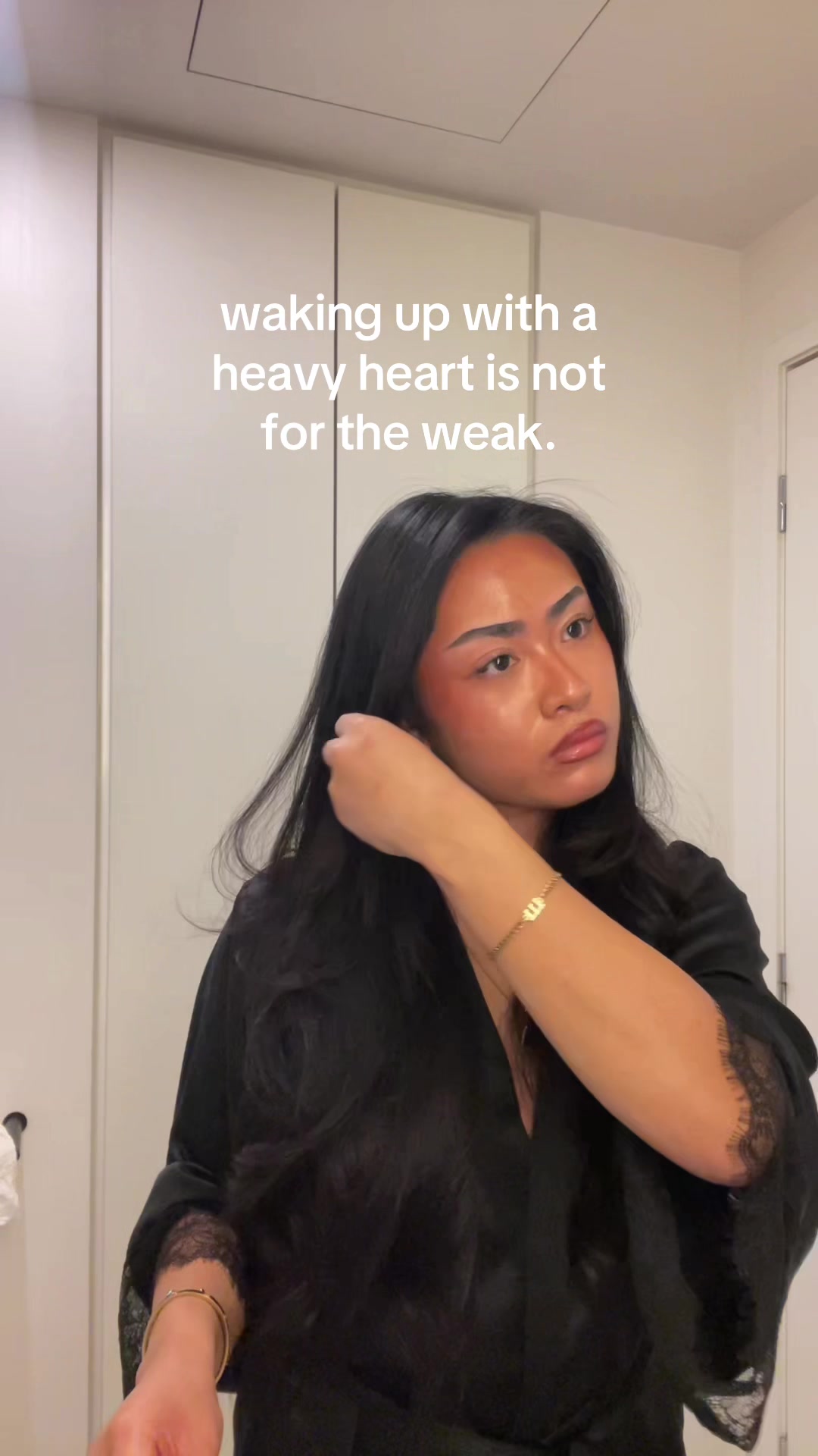 @TH💋NIA