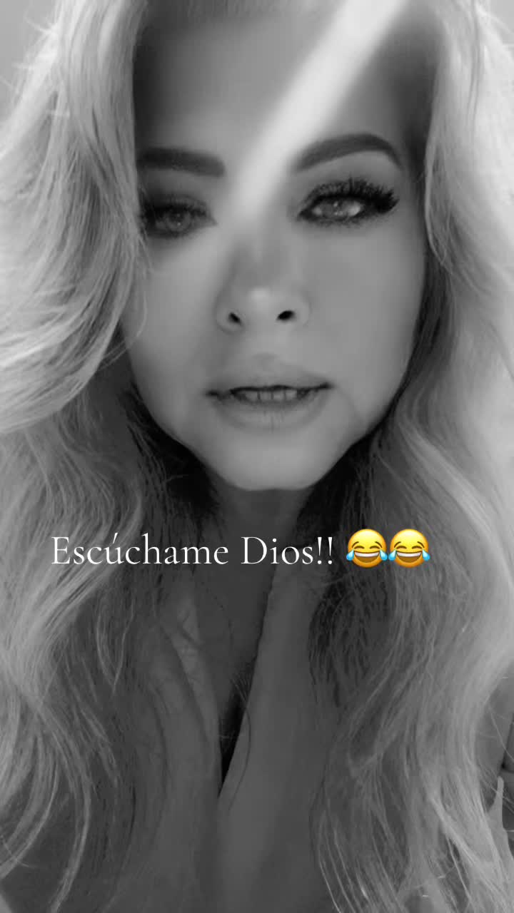 @🦍Jessica🍸🎼🩶♌️