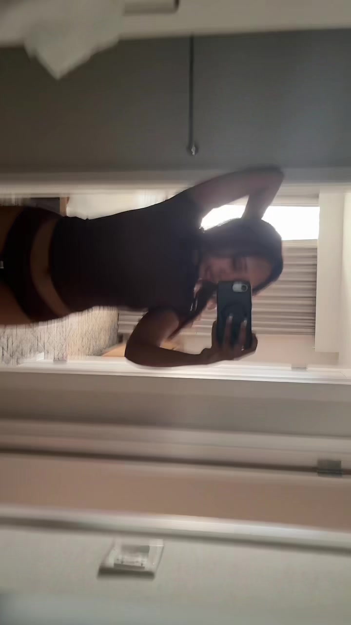 @auroravvl