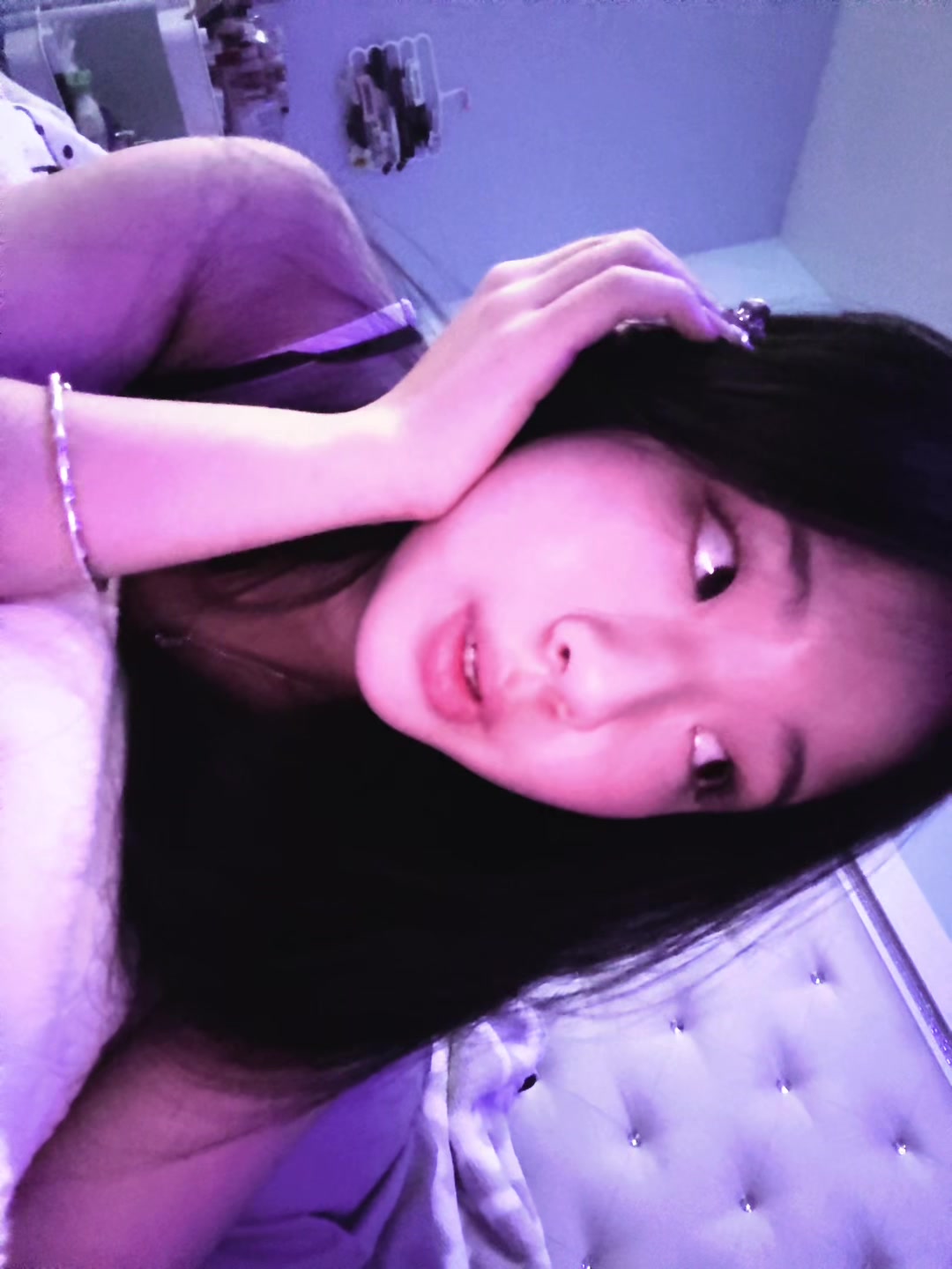 @lily