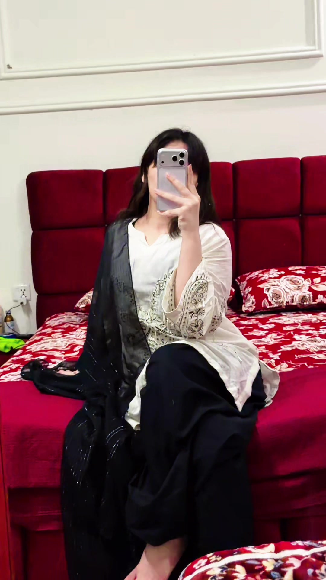 @🌚N_A_S_H_A🥀