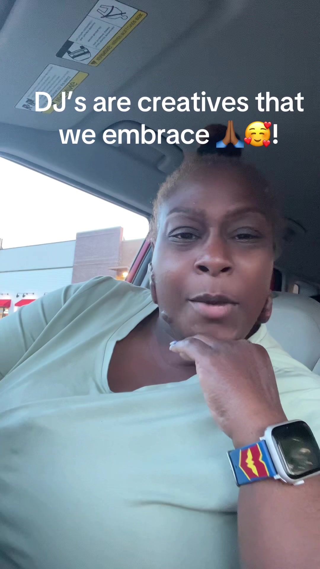 @QUINSESSA SONGSTRESS