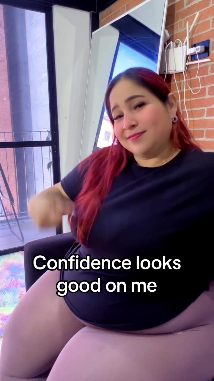 @lola